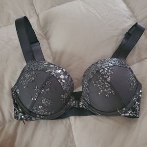 Victoria secret push-up bra